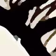 593