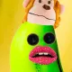 915