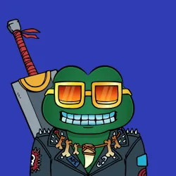 923