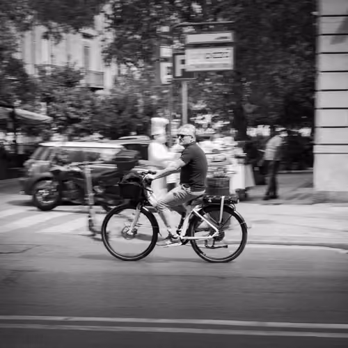Wandering Wheels