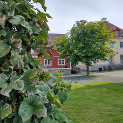 16000000000000000002