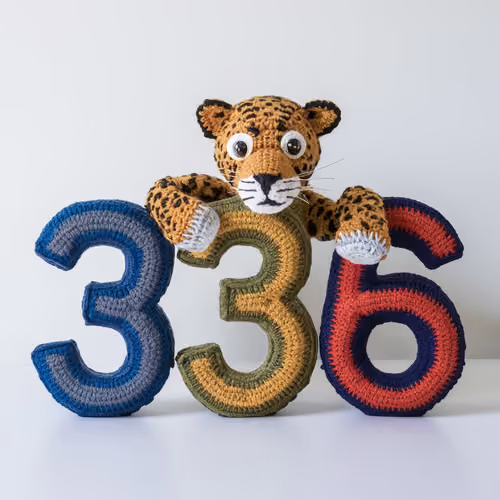 Item #1053 Media