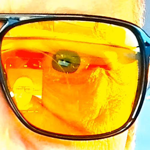My eye !