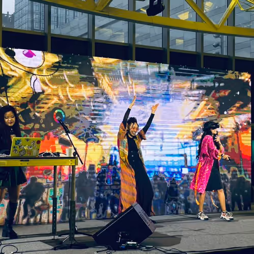 Mixed Reality Performance Art