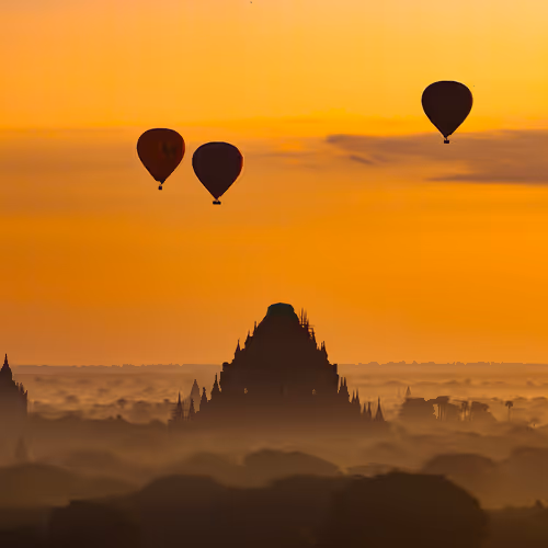 Sunrise in Bagan