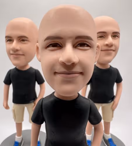 Логотип Bobble Brian X Farcaster