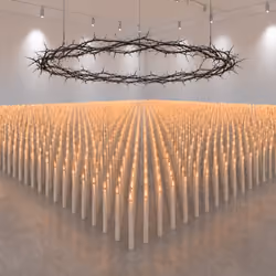 Tehos - Installation de centaines de cierges alignés et couronne d'épines 2026