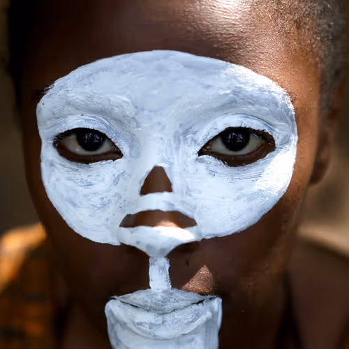 BiFaced by Sebastian Bieniek