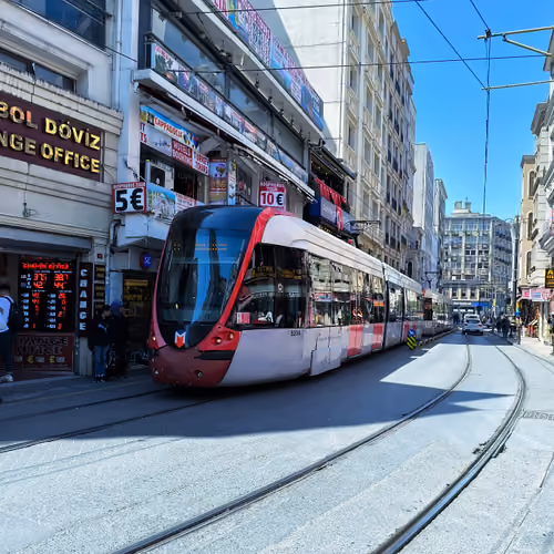 İstanbul Tramline #5