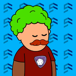 735