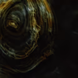 352