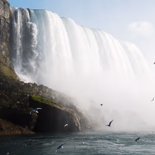 Welcome To Niagara Falls