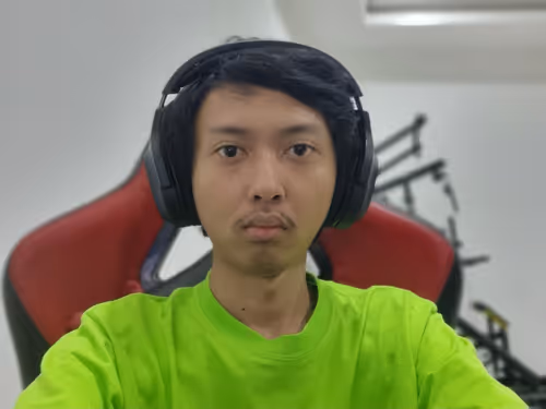 Item #57896044618658097711785492504343953926634992332820282019728792003956564820367 Media