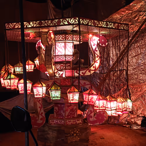 Wesak lanterns - Free mint