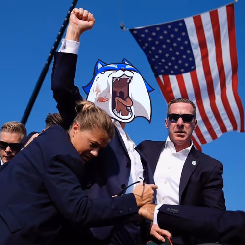 TOSHI TRUMP
