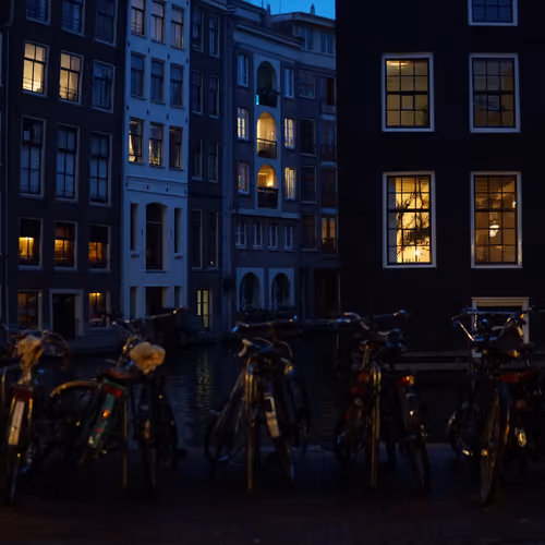 19' Amsterdam