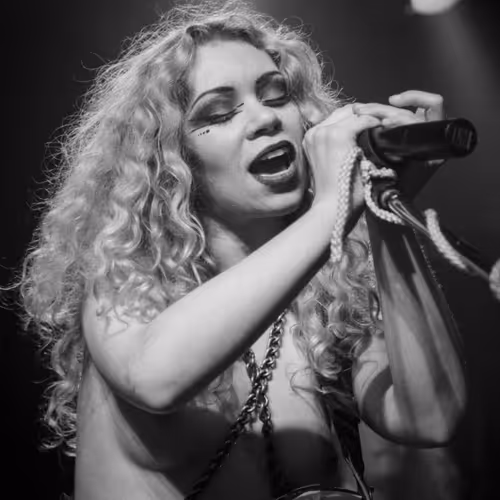 A Sex Commune on Stage - old