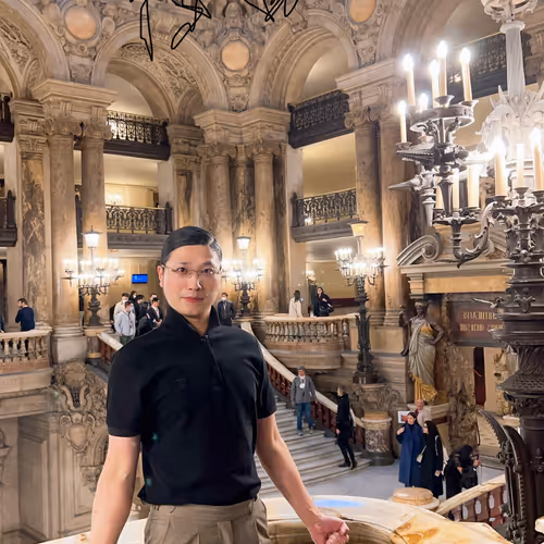 AUCTION OF HUMAN HIGH QUALITY MEN QINGEN XU