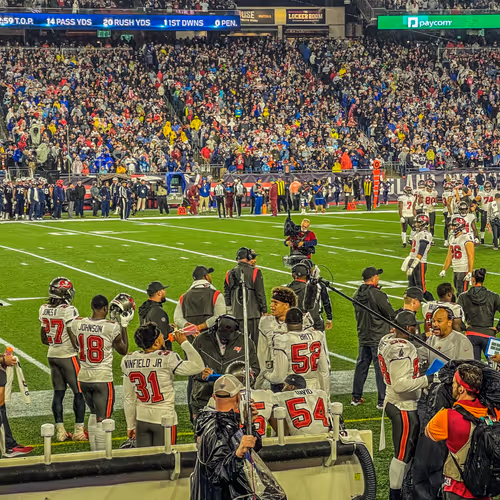 Bucs vs Patriots - old