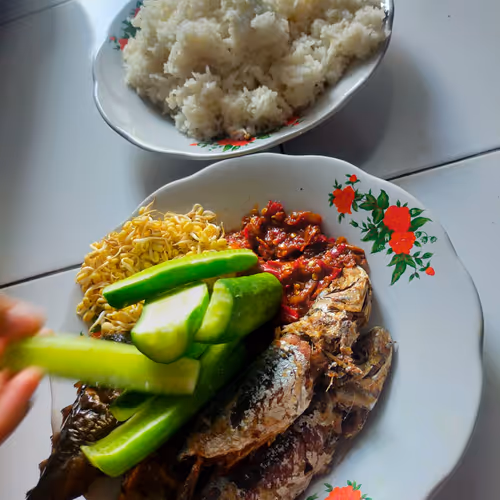 cassava rice shrimp paste