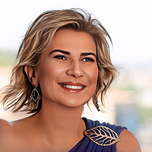 Soprano Esra Abacioglu Akcan