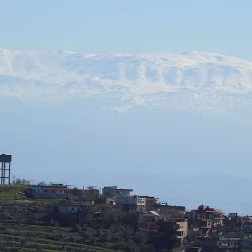 EXCLUSIVE content around