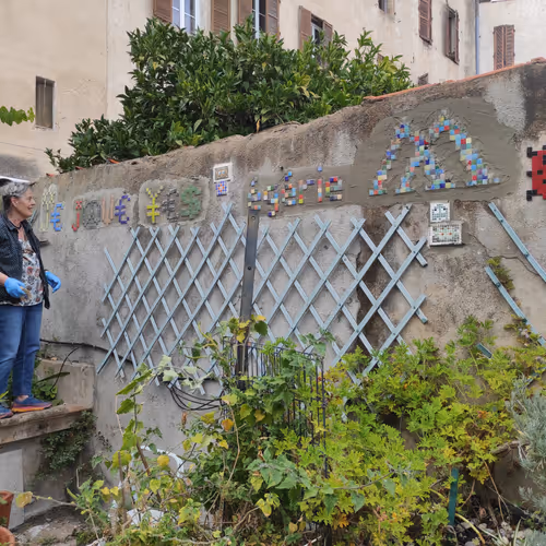 Je joue yes egerie  M