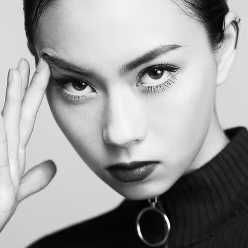 Lauren  Tsai