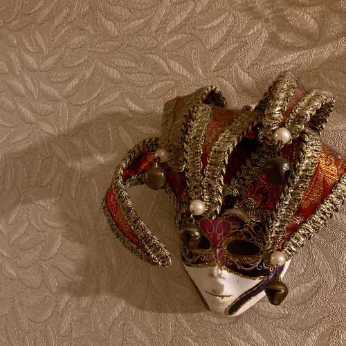 Masks that nobody needs