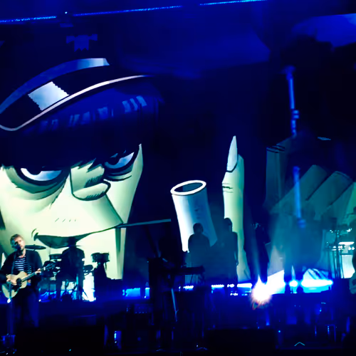 murdocs black magic graffiti shop garage