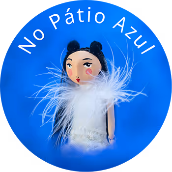 No Patio Azul