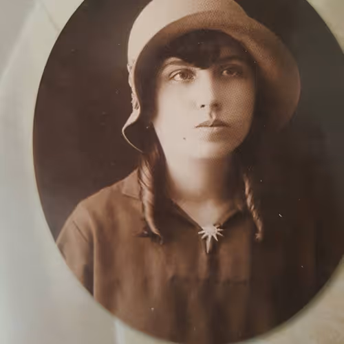 Old Pictures V4 - old