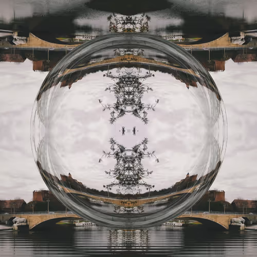 Photographic mandalas and loops