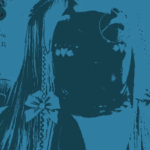 POPP'STAR STRANGE GIRL COLLECTION