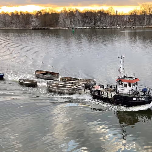 River sea