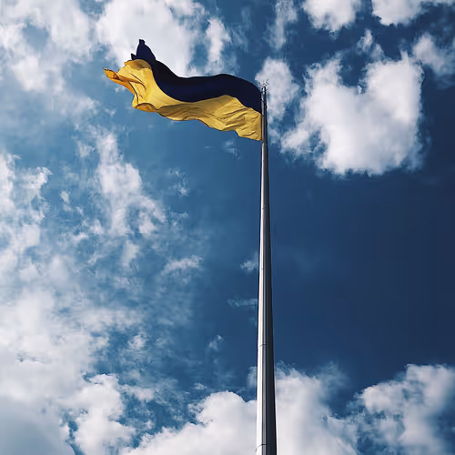 Save Ukraine #1: Ukrainian Beauties with Oil