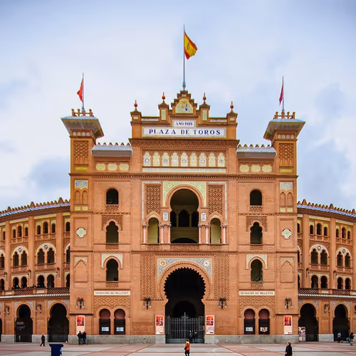 Silhouettes in Madrid