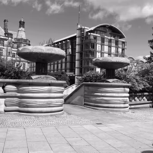 Simply Black & White - old