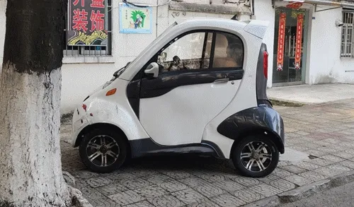 Small and exquisite means of transportation, old-fashioned scooters.
