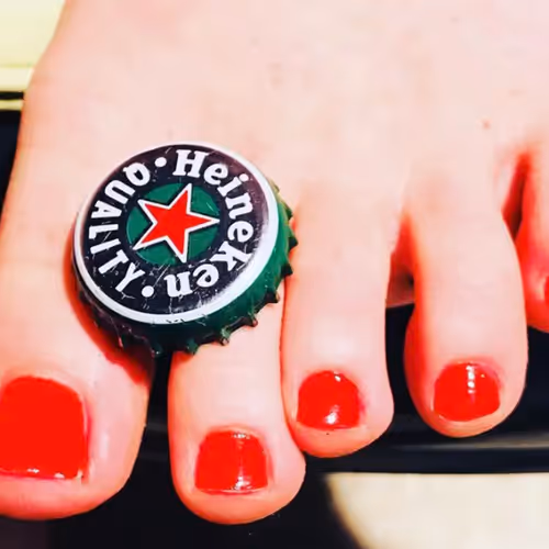 SmallSaxyFeet