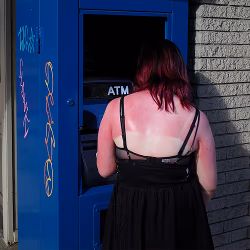 Street Photography - Honolulu, Hawaii - old