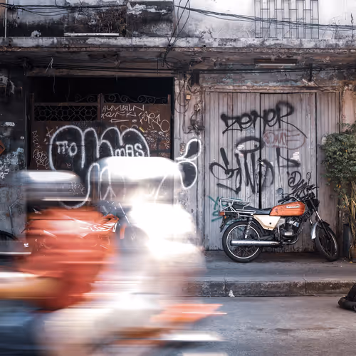 STREET PHOTOGRAPHY ART - old