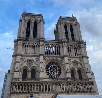 Suprises of Paris, France V3