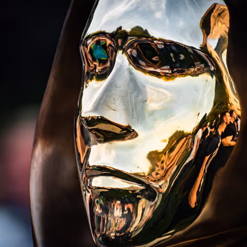 Satoshi Nakamoto statue