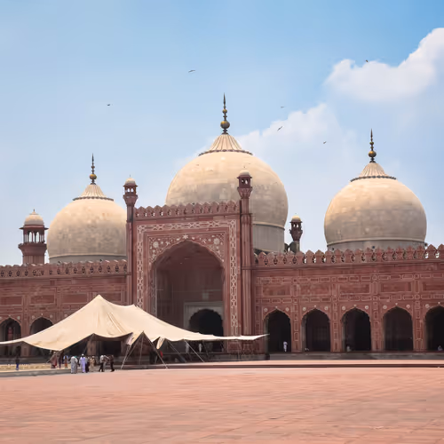 The Majestic Mosque