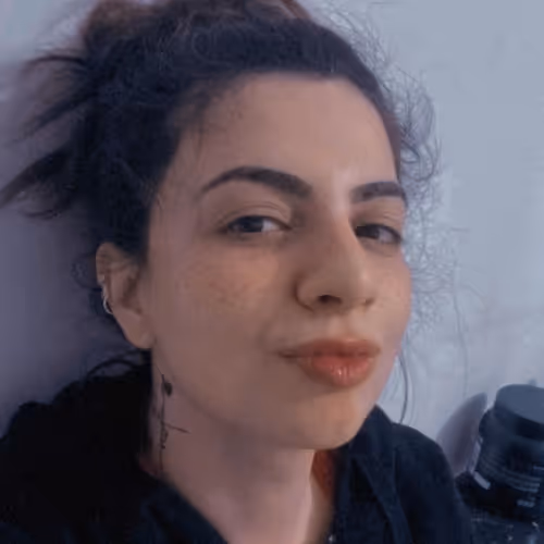 Through the eyes of Aylin Kayikci