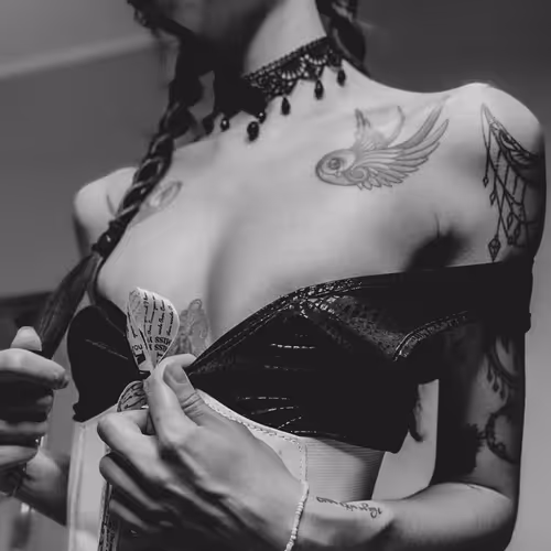 B&W NSFW MN collection
