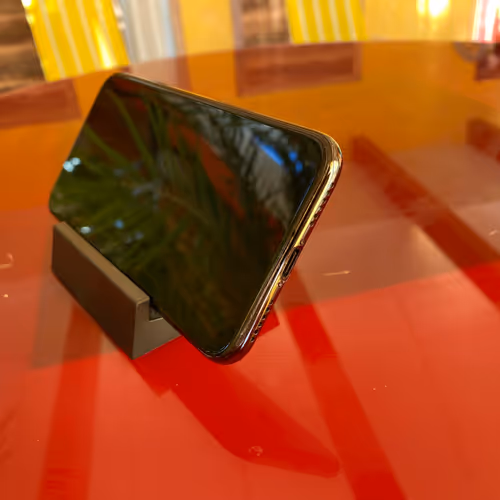 World's First Waterproof iPhoneX USB-C - old