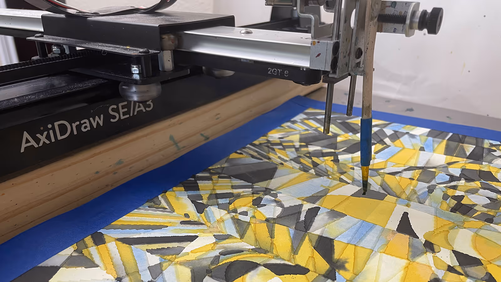Generative Plotter Paintings by Licia He