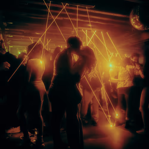 Public Intimacy 2